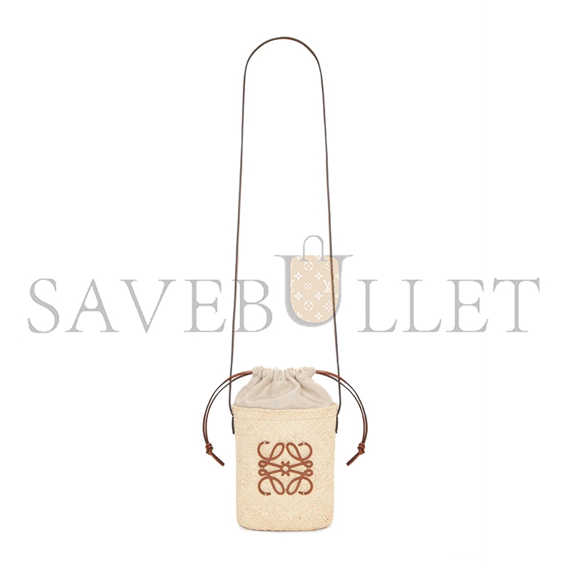 LOEWE SQUARE POCKET IN IRACA PALM AND CALFSKIN C630G35X05 (22.5*15*6cm)